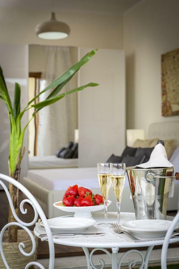 Luxury Rooms & Suites Ольбия Экстерьер фото